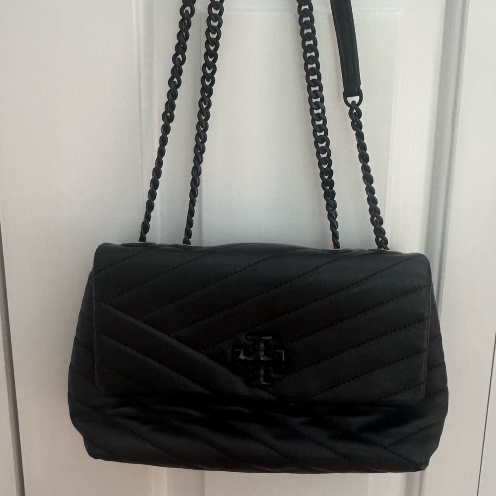 Tory Burch Black Quilted Leather Chain-Handle Shoulder Bag - Picture 12 of 13